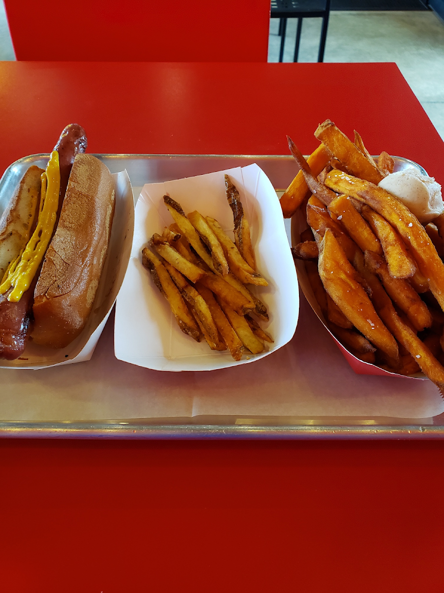 Ordered a hot dog with gluten free bun and cinnamon sugar sweet potato fries.  They were kind enough to give a sample of the regular fries too! All potatoes are fresh cut in store.