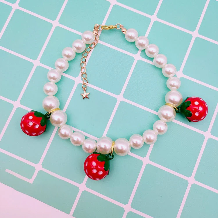 Factory Direct Sales Pet Cat Dog Pearl Necklace Strawberry Cartoon Bell Collar Small Dog Princess Collar Adjustable