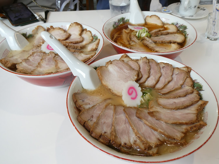 ハイエースバンの愛車の差し色・らーめんカフェワコー・とんこつ醤油トリプルチャーシュー麺大盛に関するカスタム事例の投稿画像4枚目