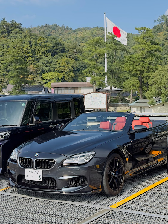 M6 カブリオレの出雲大社⛩・オープンカーのある生活・神在月に関するカスタム事例の投稿画像1枚目