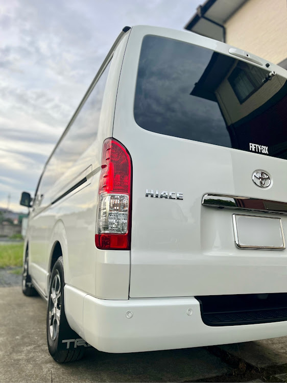 ハイエースバンのハイエースバン・スーパーGL・ダークプライム2・初車検完了に関するカスタム事例の投稿画像1枚目