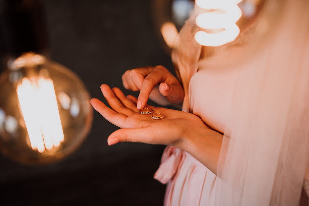 Fotografo di matrimoni Anastasiya Tischenko (tianapictures). Foto del 25 gennaio 2018