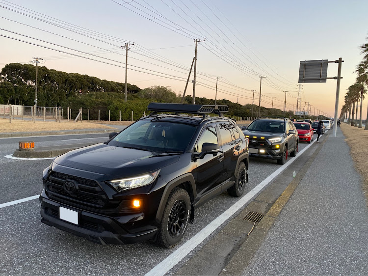 RAV4の好きにまみれろ・RAV4乗りさんと繋がりたい・RAV4・千葉フォルニアに関するカスタム事例の投稿画像1枚目