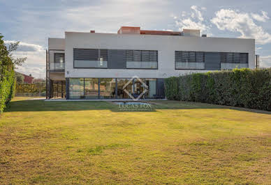 Villa 8