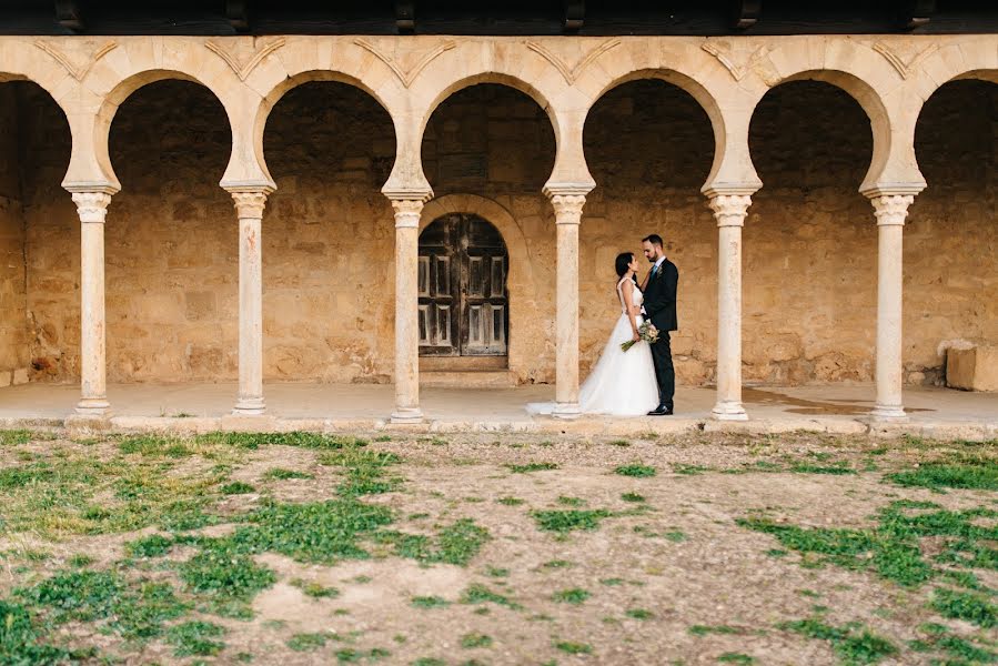 Wedding photographer Raul Pellicer (pellicer). Photo of 14 February 2019