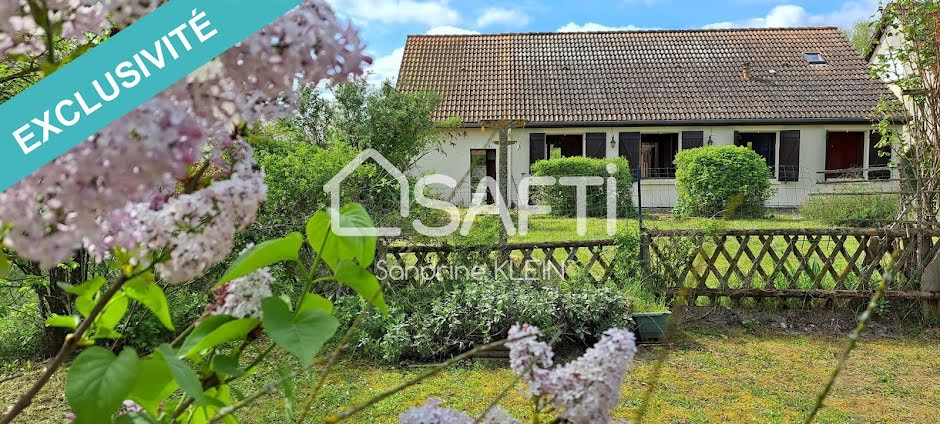 Vente maison 6 pièces 135 m² à Château-Landon (77570), 144 000 €