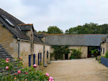 château à Cléguérec (56)