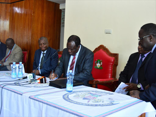 Kakamega governor Wycliff e Oparanya signs the County Appropriations Bill / CALISTUS LUCHETU