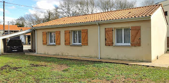 maison à Saint-Yzan-de-Soudiac (33)