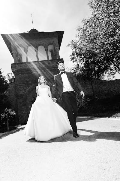 Wedding photographer Mihai Marius Petrache (mihaipetrache). Photo of 29 April 2016