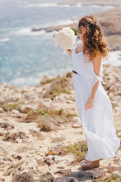 Fotógrafo de casamento Nikita Nikitich (nikiti4). Foto de 4 de julho 2016