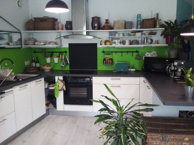 Vente appartement 3 pièces 68 m² à Pommiers-la-Placette (38340), 168 000 €