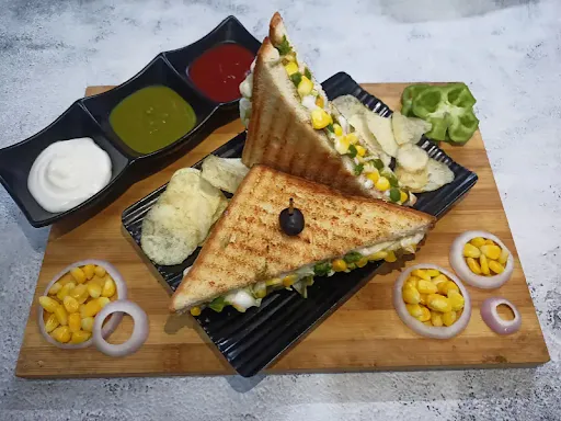 Corn With Green Chutney Sandwich