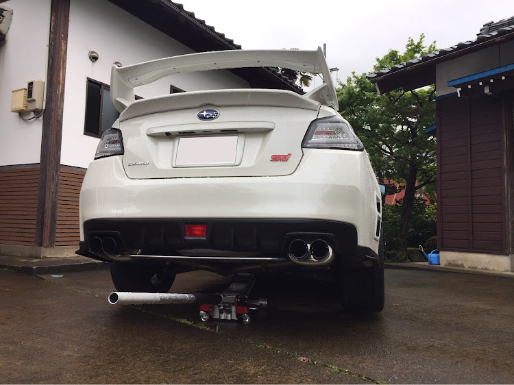 WRX STIのVAB・コロナウイルスに負けるな・聞く耳持たなあかんね・DIY頑張ります・マメちゃんに関するカスタム事例の投稿画像2枚目
