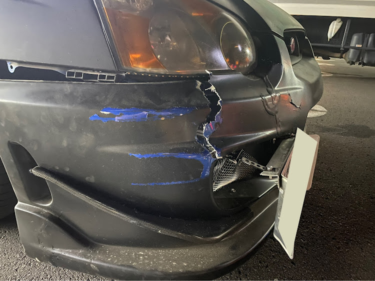 インプレッサ WRX STIの当て逃げ・当て逃げされた。。・どうしようもない・ごめんよ・インプレッサに関するカスタム事例の投稿画像1枚目