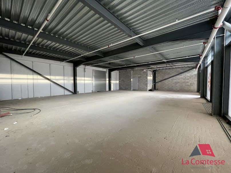 Location  locaux professionnels  164.97 m² à La Ciotat (13600), 5 815 €