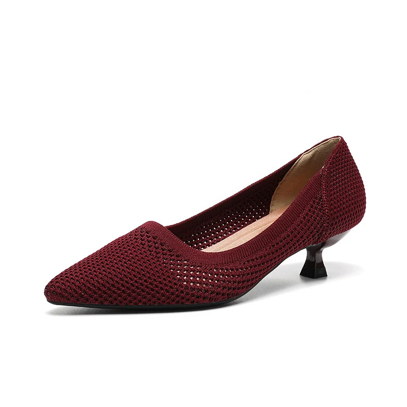 Comfortabele en stijlvolle sandalen voor dames en heren. Perfect voor de zomer, strand of stad. Geniet van comfort en een modieuze uitstraling.