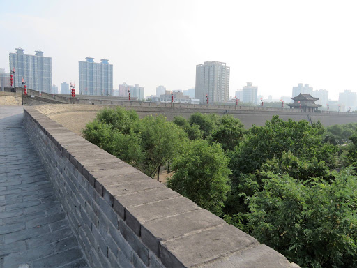 Xi'an City wall bike ride China 2016