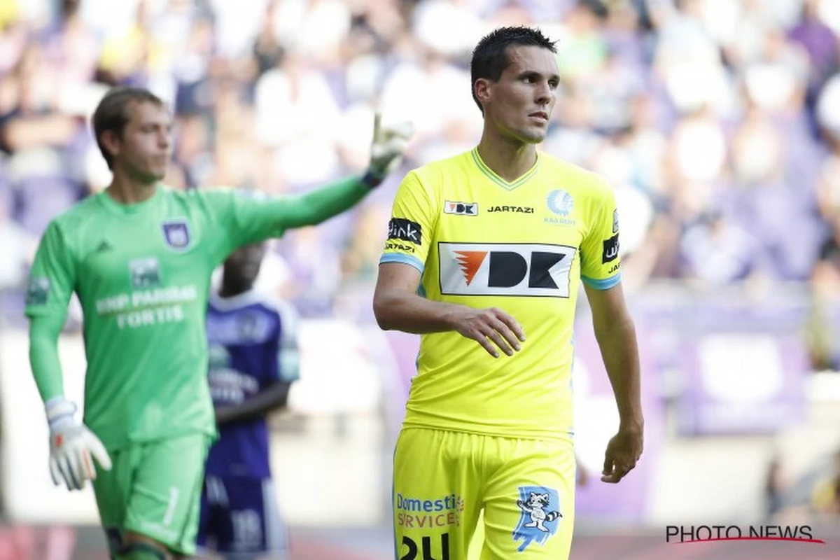 "Als ik bij Charleroi niet tevreden was met 25 goals, ben ik dat zeker niet met zes stuks bij AA Gent"