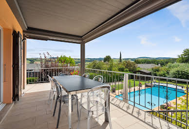 House with garden and terrace 4