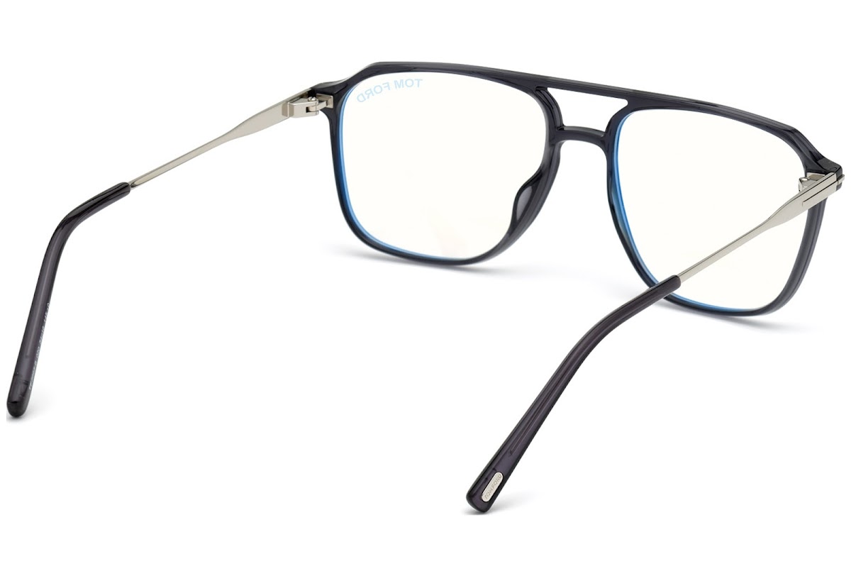 tom-ford-6316852282392576-5