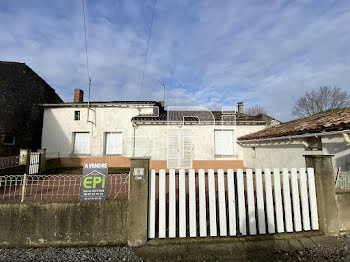 maison à Parthenay (79)