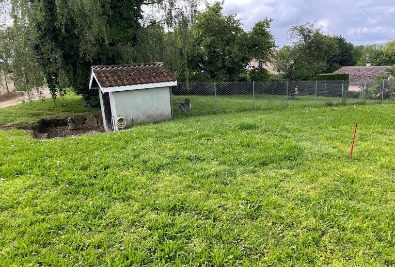  Vente Terrain à bâtir - 550m² à Montmerle-sur-Saône (01090) 