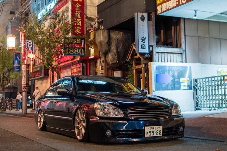 シーマの日産シーマ・50シーマ・シーマ・GF50シーマ・GF50に関するカスタム事例の投稿画像1枚目
