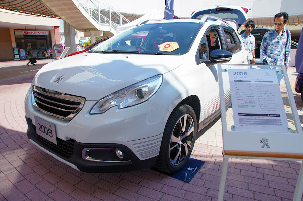 PEUGEOT 2008