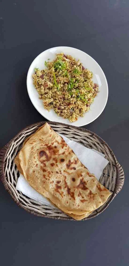 Egg Bhurji 2 Paratha