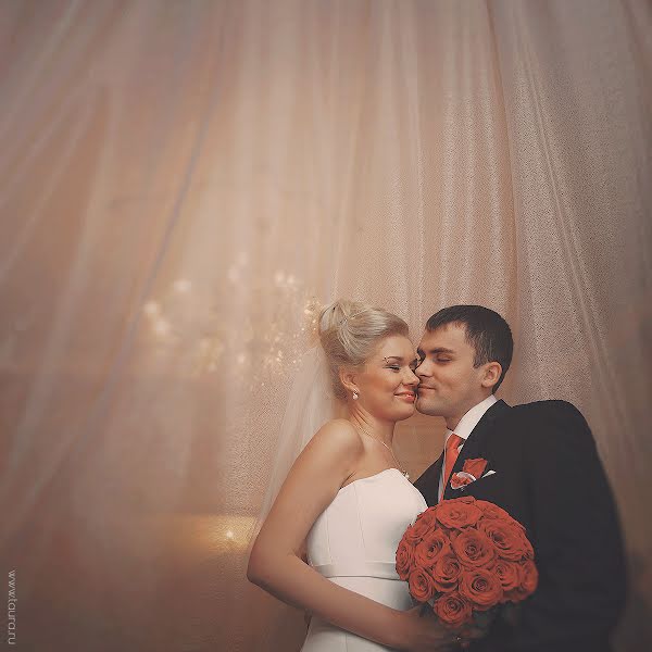 Wedding photographer Yaroslav Tourchukov (taura). Photo of 27 December 2013