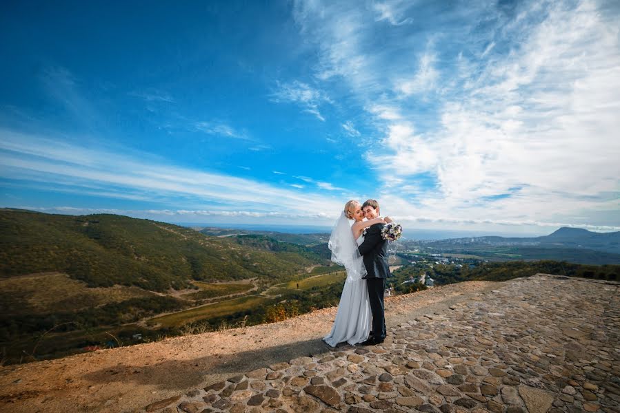 Pulmafotograaf Maksim Voznyak (love). Foto tehtud 27 jaanuar 2016