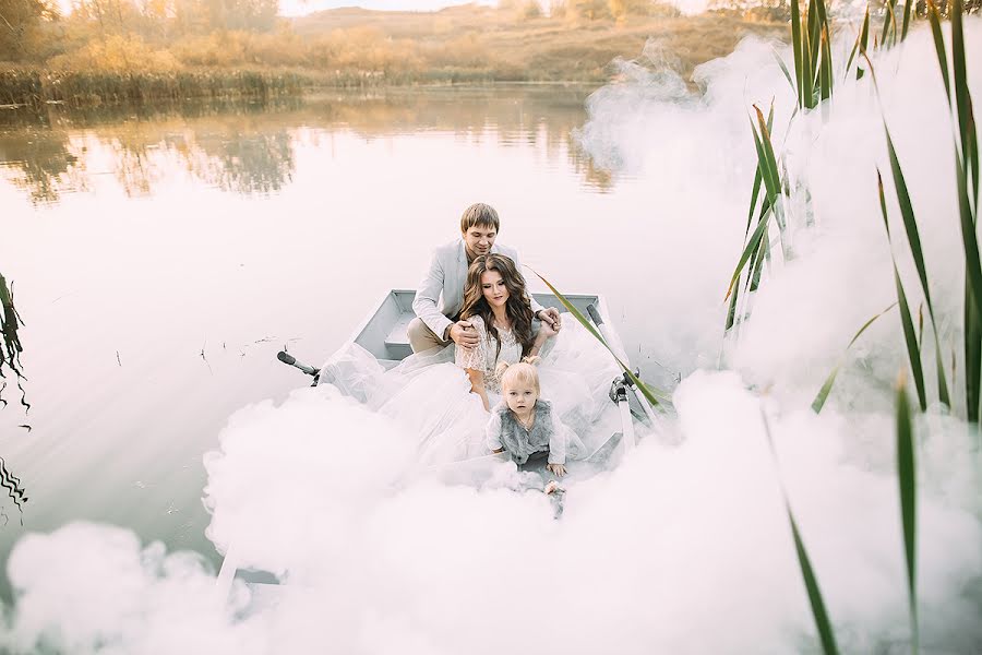 Fotógrafo de casamento Mila Getmanova (milag). Foto de 11 de janeiro 2017