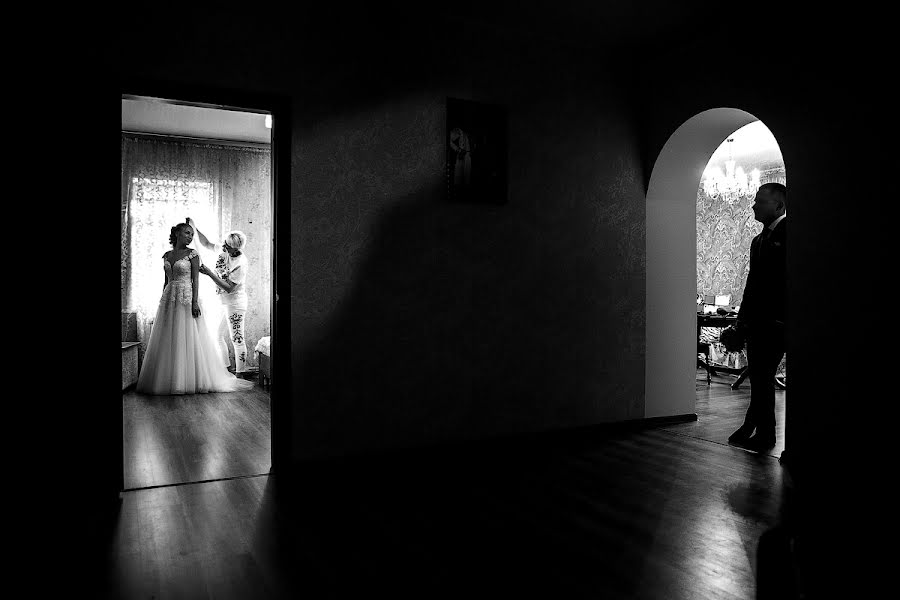 Bryllupsfotograf Lev Solomatin (photolion). Bilde av 29 juli 2017