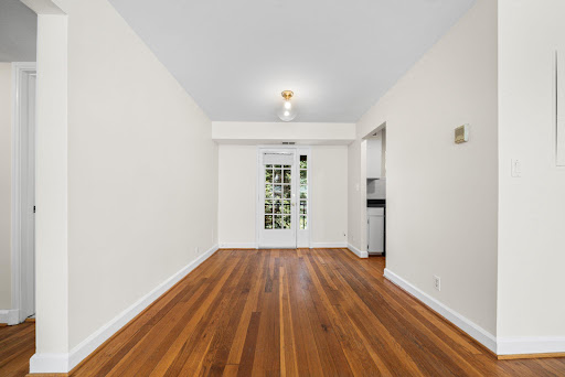 Apartment with pool 4