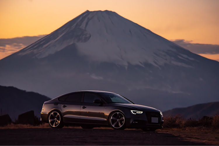 A5 スポーツバックのAudi・sportback・Audiと美しい景色・富士山に関するカスタム事例の投稿画像12枚目