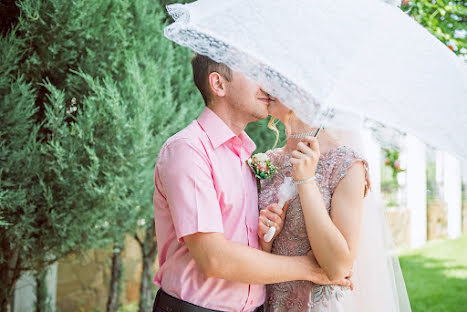 Fotógrafo de casamento Anastasiya Lupshenyuk (laartstudio). Foto de 27 de junho 2019