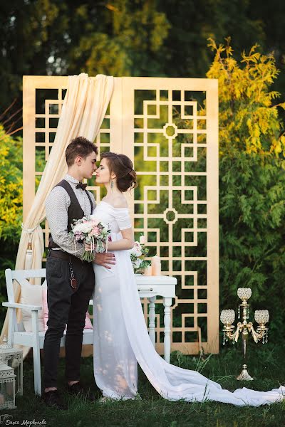 Fotógrafo de casamento Olesya Markelova (markelovaleska). Foto de 11 de setembro 2017