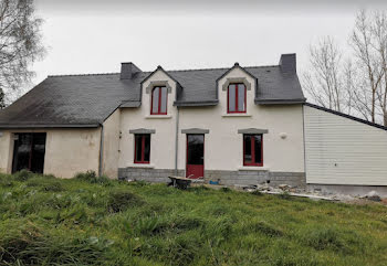 maison à Saint-Hernin (29)