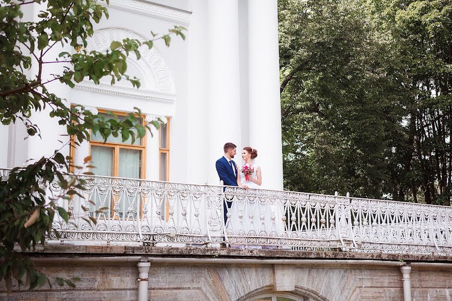 Fotógrafo de bodas Dmitriy Romanov (lifestory). Foto del 12 de marzo 2018