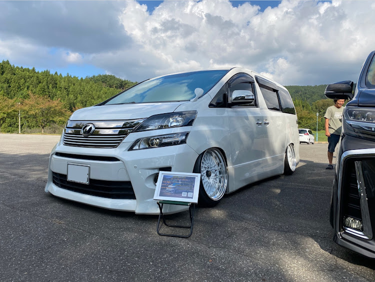 シエナのシエナ乗りの方フォローお願いします・三連休中日・カメムシ多すぎ・庄内MT・実は乗り換えも検討中…に関するカスタム事例の投稿画像5枚目