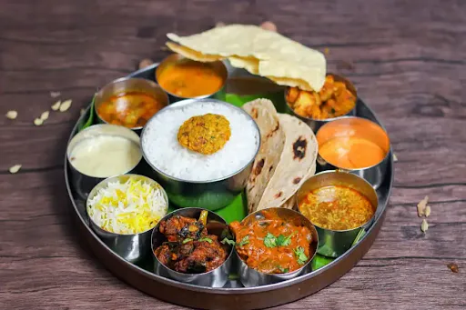 Non Veg Thali(chicken)