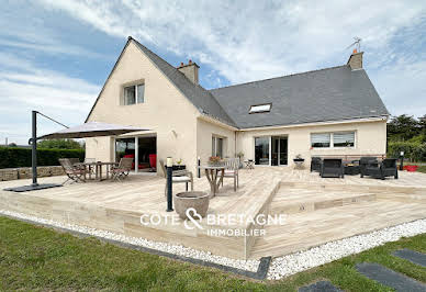 Maison avec piscine et terrasse 20