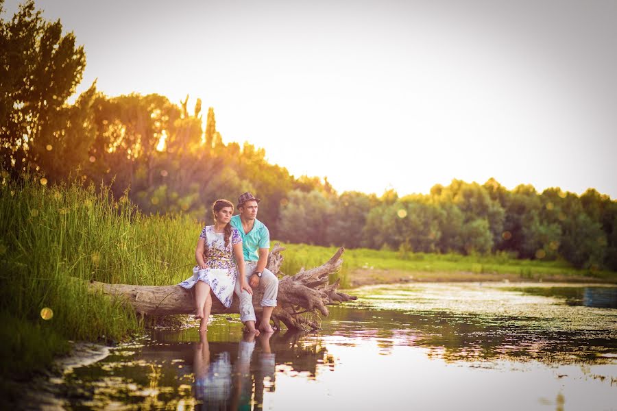 Wedding photographer Lyubov Ilyukhina (astinfinity). Photo of 9 August 2016