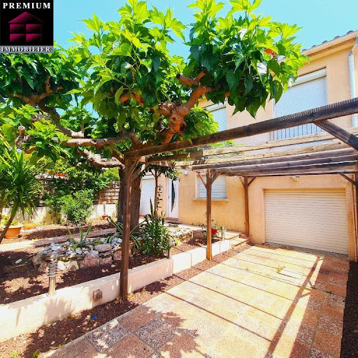 Maison avec piscine 3