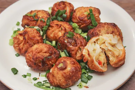 Paneer Fried Momos [6 Pieces]