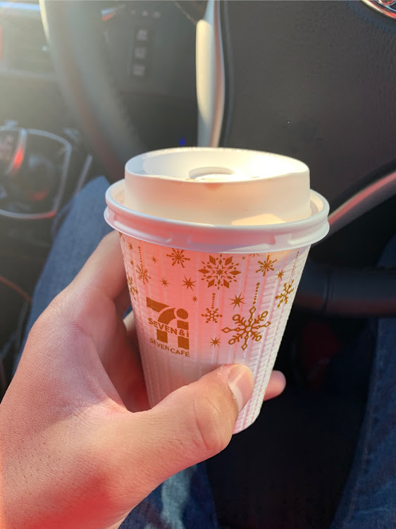 ヴォクシーの1泊2日・旅行・早く来てくれんかな・30分も遅刻してるするなよに関するカスタム事例の投稿画像5枚目