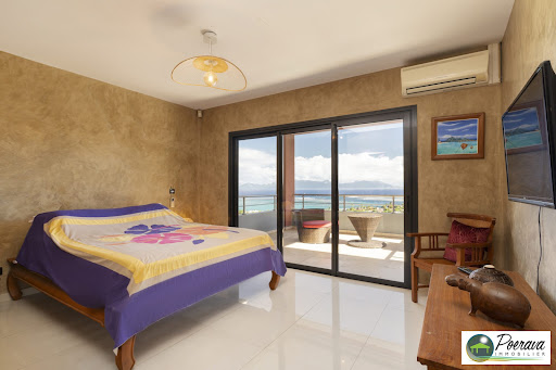 Apartment with terrace and pool 4
