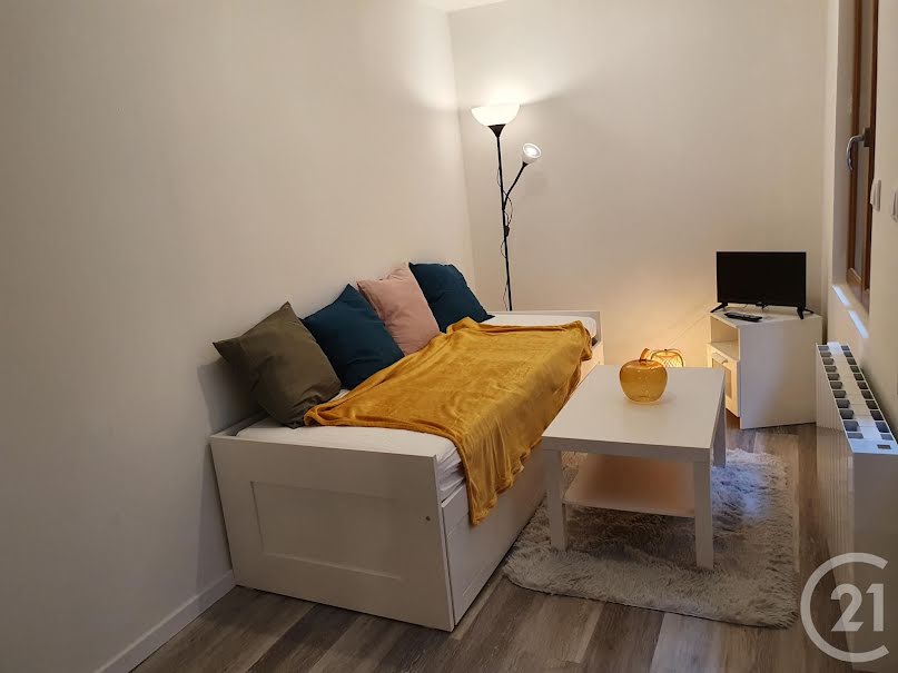 Location meublée appartement 1 pièce 18 m² à Rouen (76000), 455 €