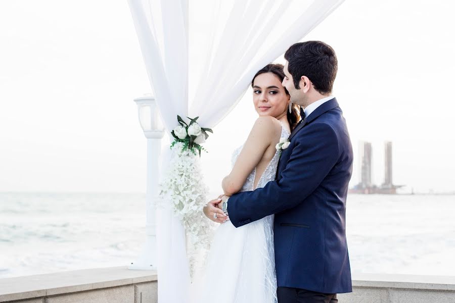 Fotógrafo de casamento Fira Medzhidzade (firaspace). Foto de 6 de setembro 2018